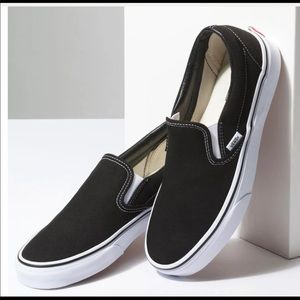 Vans Classic slop on🖤